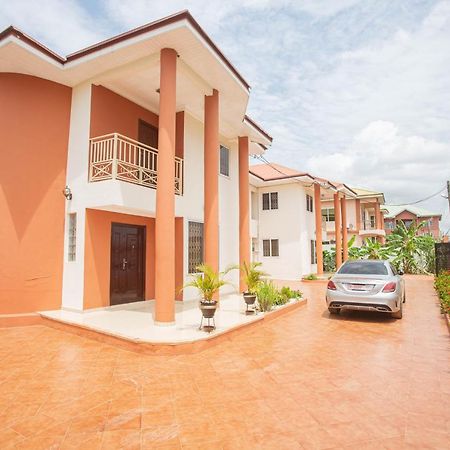 Accra Luxury Homes @ East Legon Luaran gambar