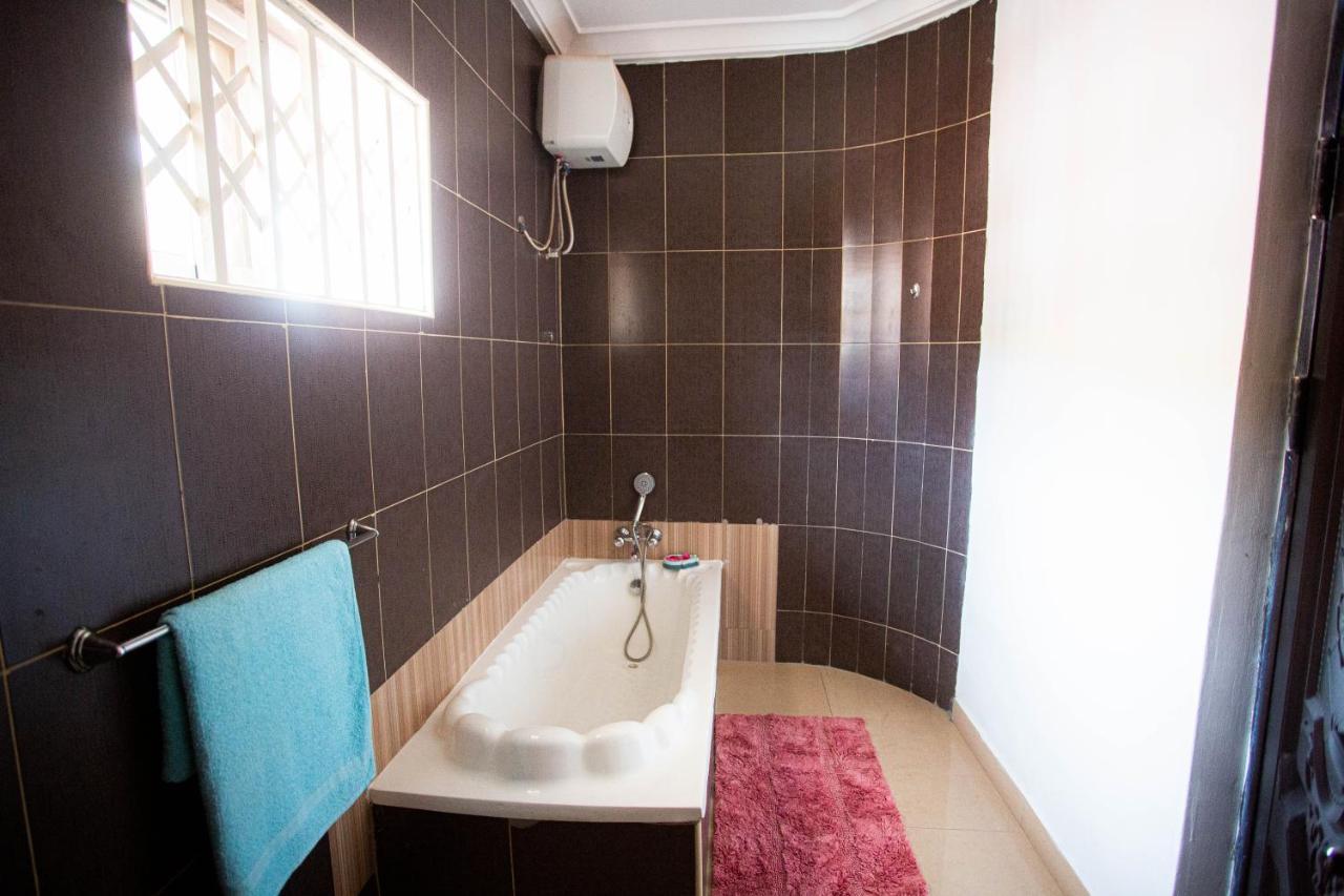 Accra Luxury Homes @ East Legon Luaran gambar